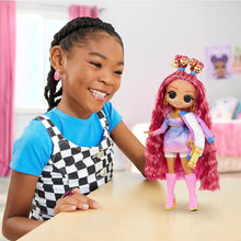 Load image into Gallery viewer, L.O.L. SURPRISE! OMG Golden Heart Fashion Doll